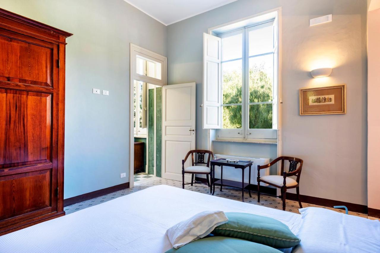 Villa Angelina - Charming Rooms & Apartments ตราปานี ภายนอก รูปภาพ