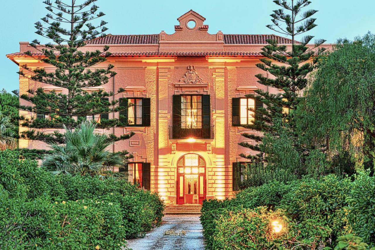 Villa Angelina - Charming Rooms & Apartments ตราปานี ภายนอก รูปภาพ